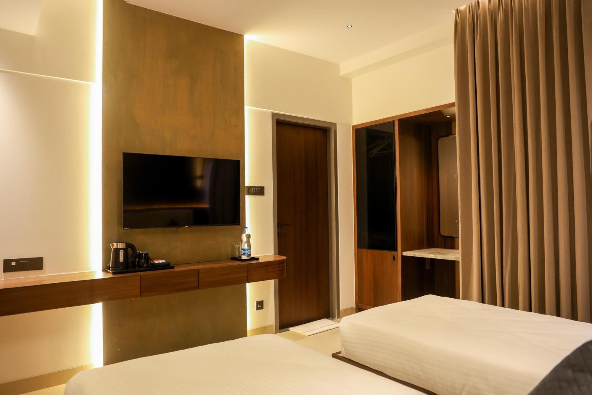 Raga - A Boutique Hotel Belgaum Dış mekan fotoğraf